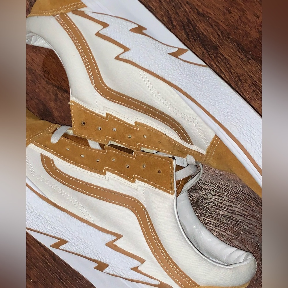 Vans new shoes - Picture 2 of 14